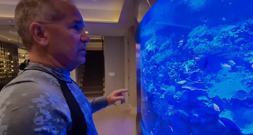 In the video, Jeff Turner describes a number of tasks that he'll conduct during a routine maintenance dive into the aquarium.