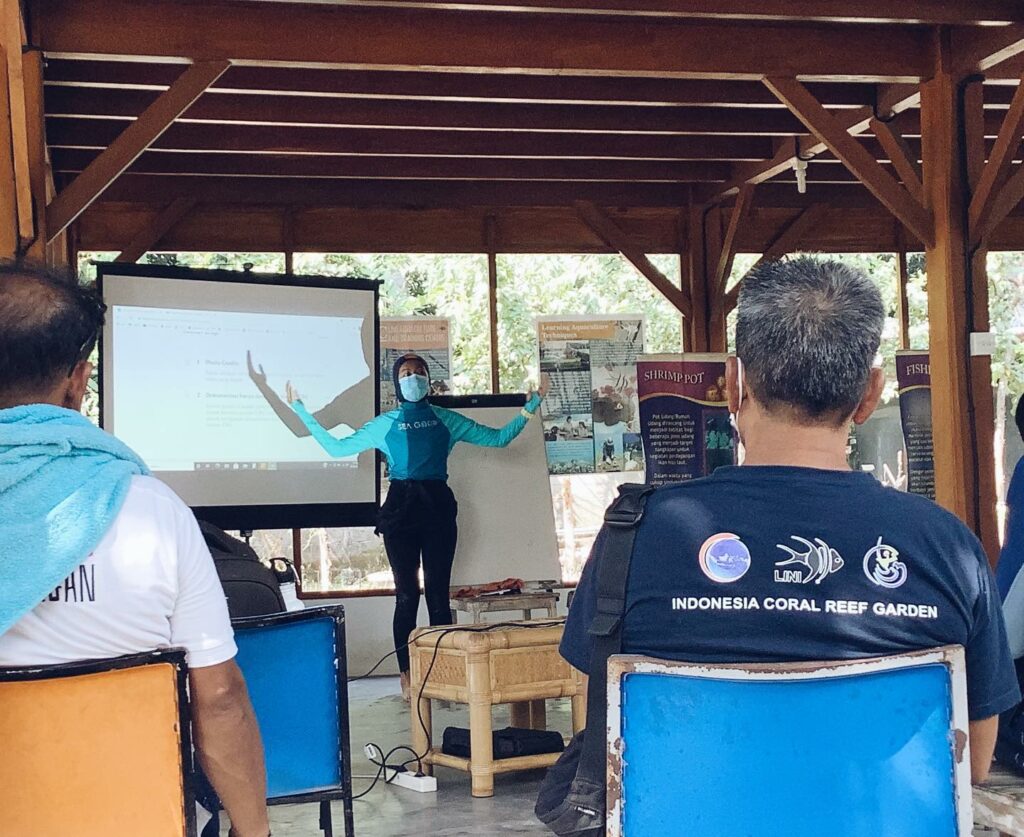 LINI's Aquaculture and Education Manager Ryannyka Dwi Astuti trains stakeholders in best practices for artifical reef design, placement, and monitoring. Photo courtesy of LINI.